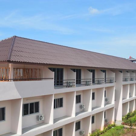 Be Fine Sabuy Hotel And Resort Σούρατ Τανί Εξωτερικό φωτογραφία