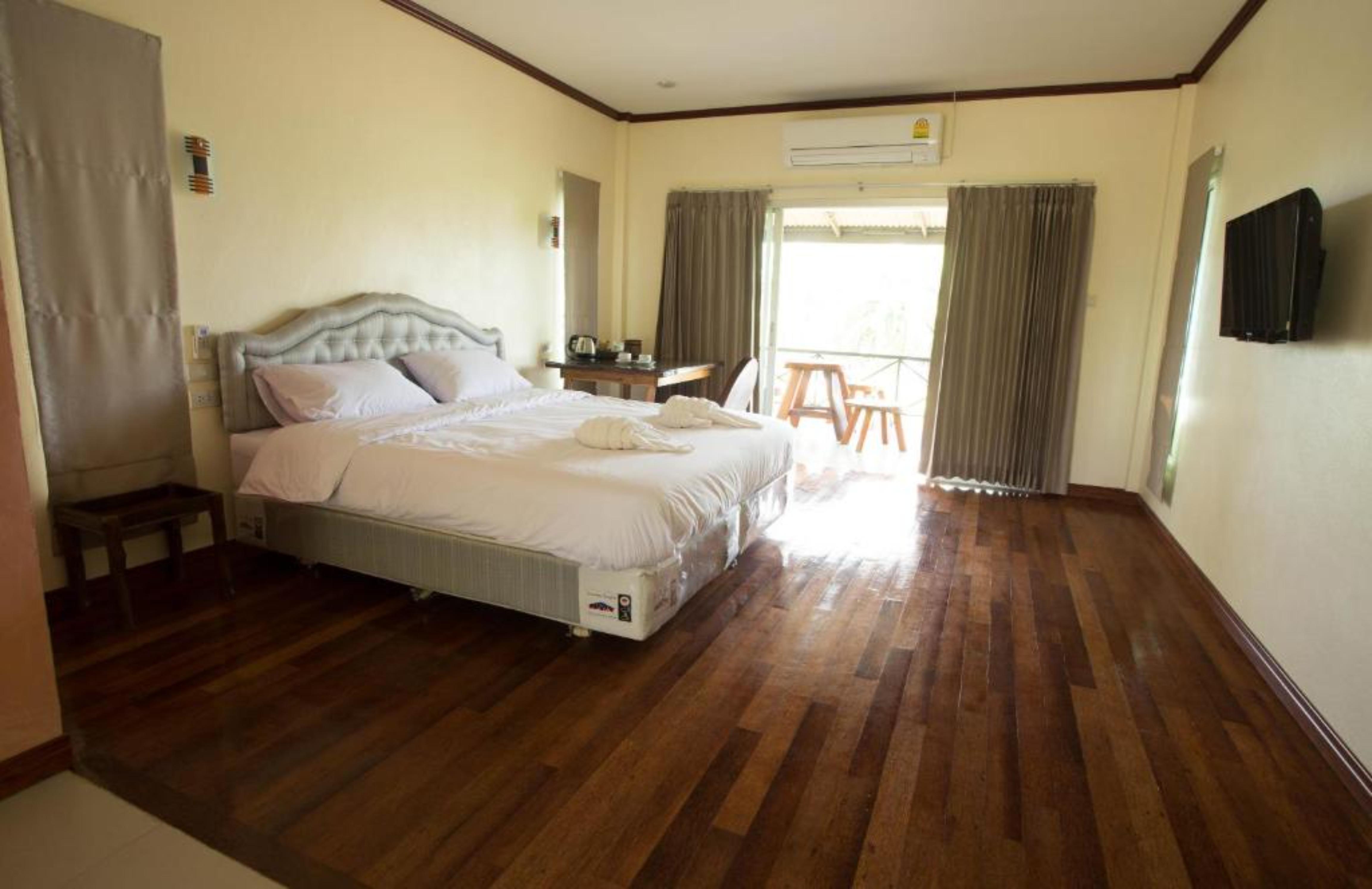 Be Fine Sabuy Hotel And Resort Σούρατ Τανί Εξωτερικό φωτογραφία